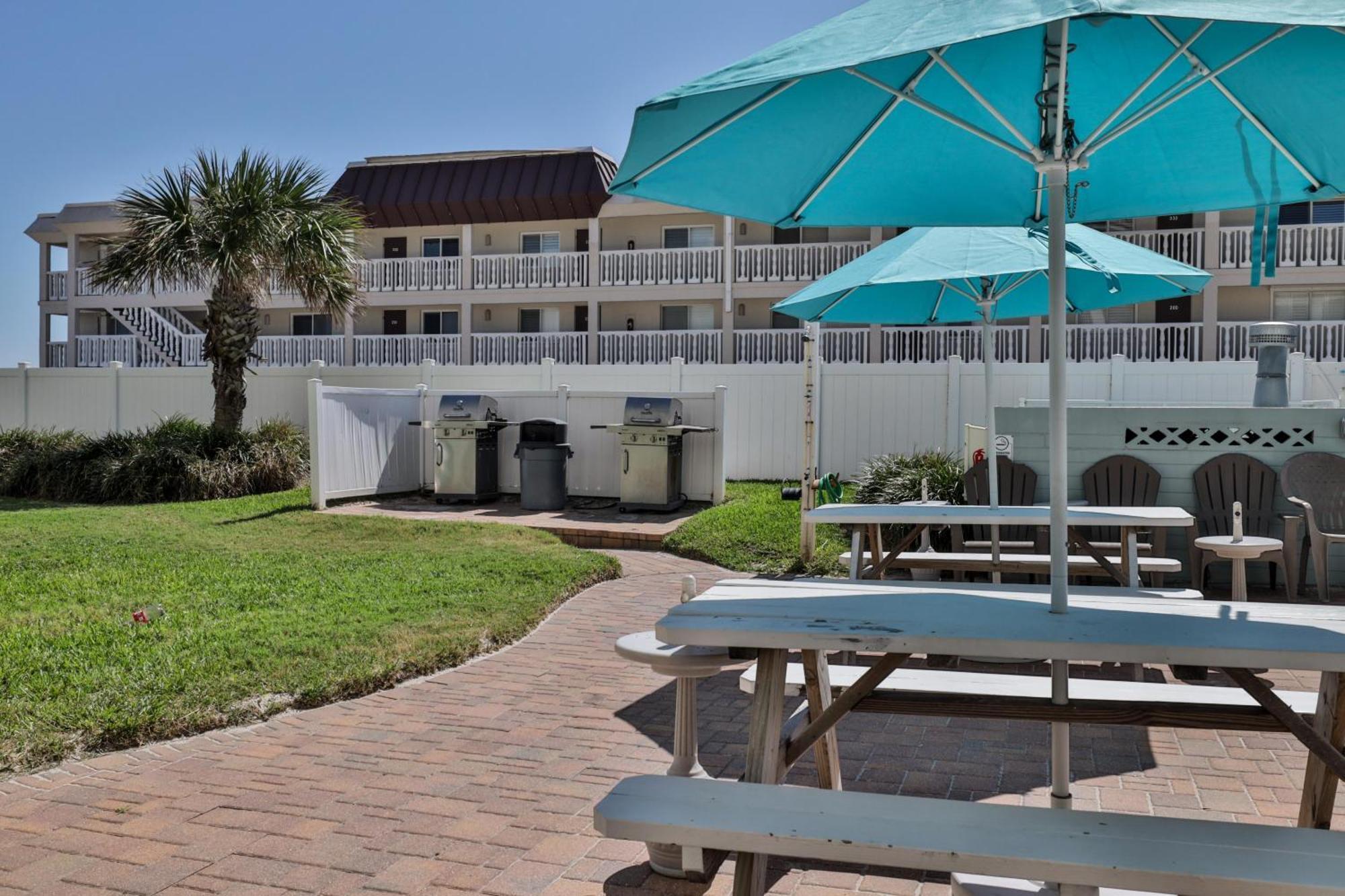 Coastal Waters 107 - A Studio Poolside Retreat New Smyrna Beach Eksteriør bilde